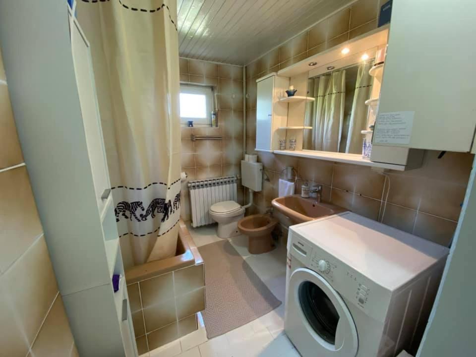 Apartment Hiza 38 Mala Subotica Bagian luar foto